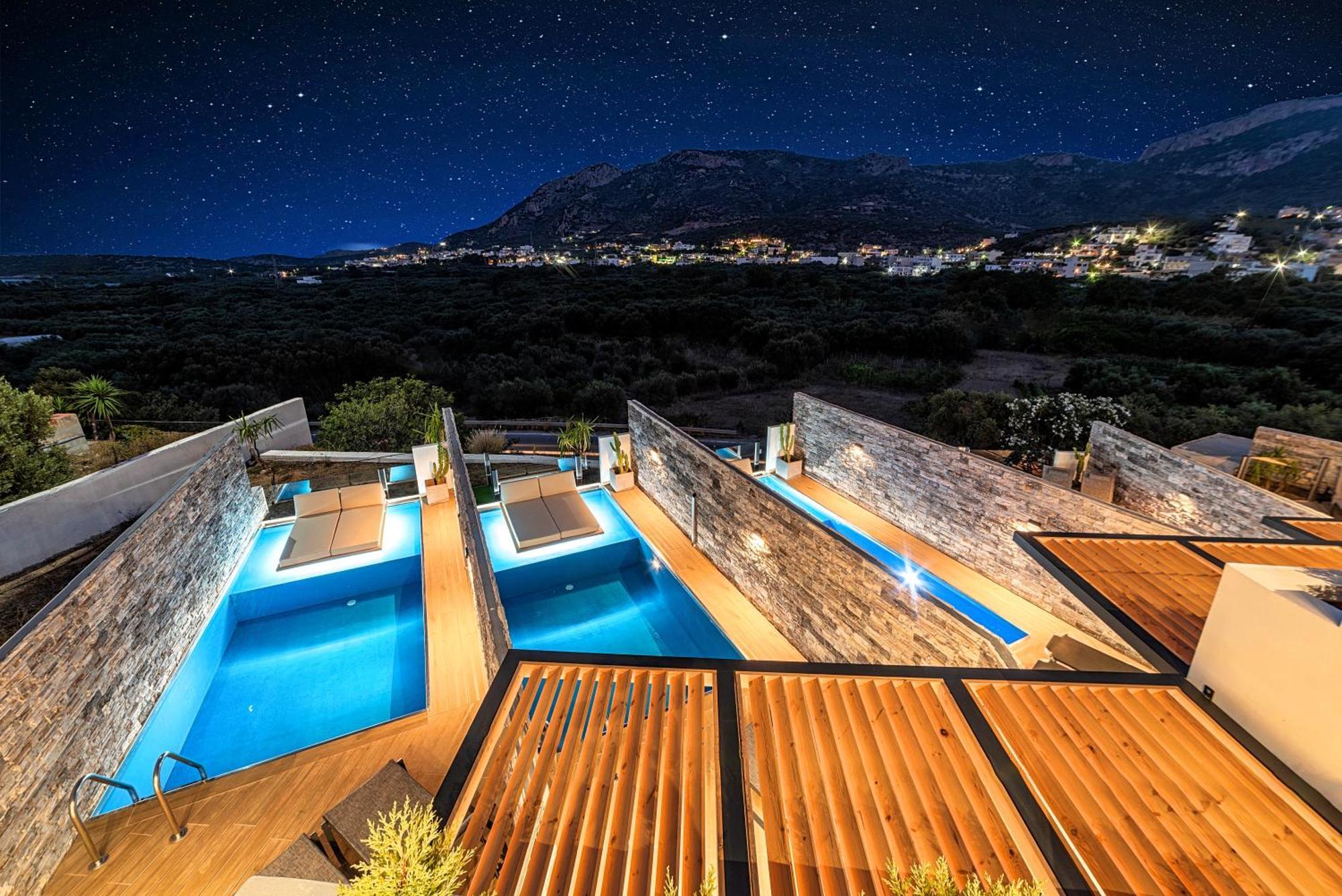 איסטרו Aelia Suites מראה חיצוני תמונה